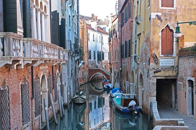 Real Hidden Venice Walking Tour